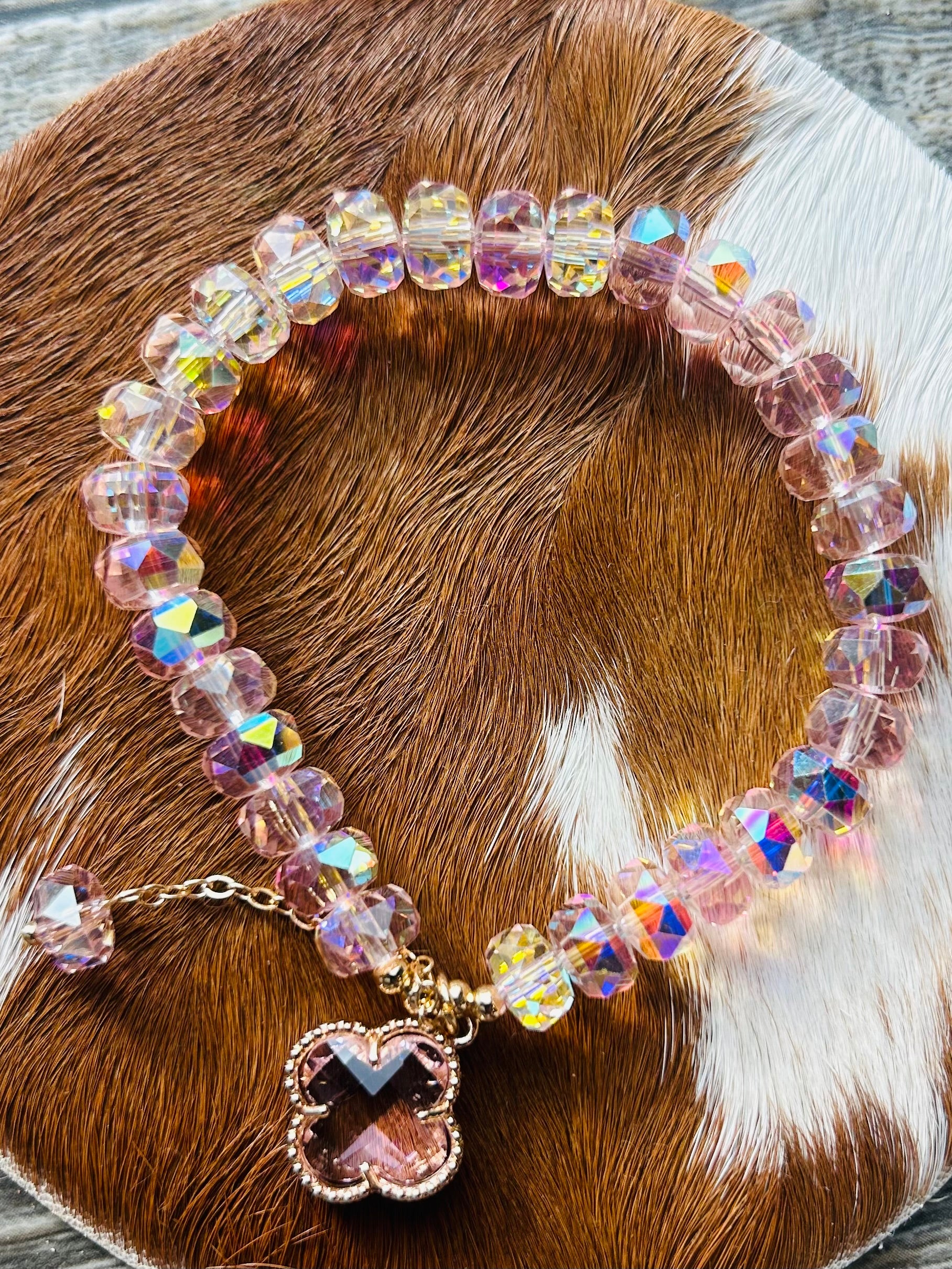 Pink Clover Bead Bracelet